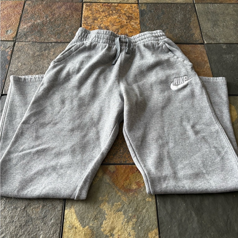Nike Kids Light Gray Fleece Joggers with Embroidered Logo